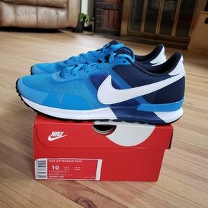 Men's Nike Air Pegasus 83/30 size 10